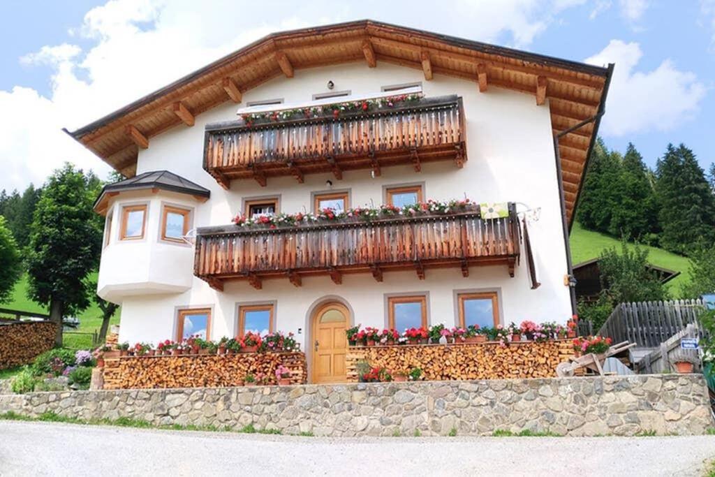 App. Monte Pore - Agriturismo La Majon Colle Santa Lucia Εξωτερικό φωτογραφία