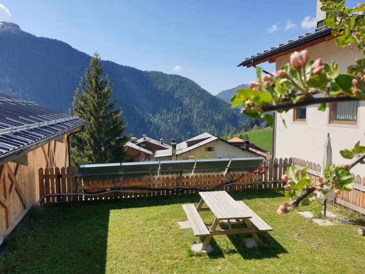 App. Monte Pore - Agriturismo La Majon Colle Santa Lucia Εξωτερικό φωτογραφία